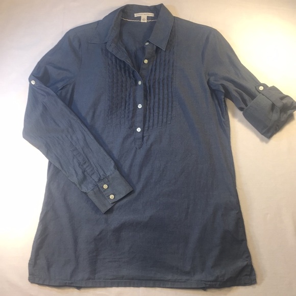 Banana Republic Tops - Banana republic cotton rolls sleeve shirt sz small